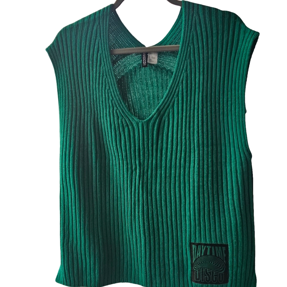 H&M Green Ribbed Sweater Vest RUN OVERSIZED